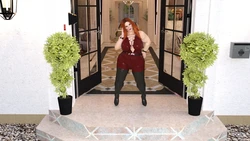 MILFMUSICAL: Gianna Housewife game image: img1.webp