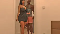 image de jeu Ma petite amie veut un trio ! (J'espère juste que c'est avec moi): img1.webp